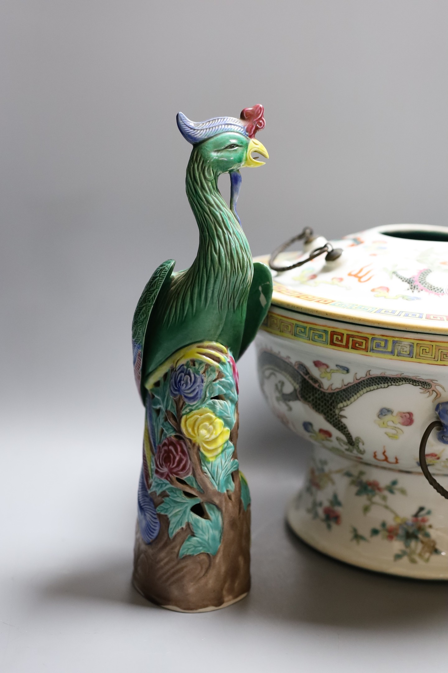 A pair of Chinese birds, vase and a jar/censer, birds 25 cms high